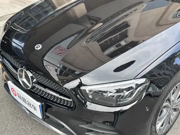 Mercedes-Benz E-Class 2022
