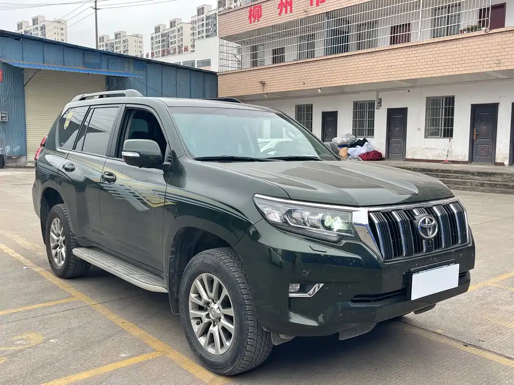 Toyota Prado 2019 — фото 3