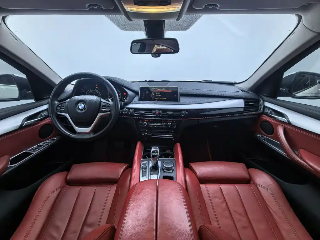 BMW X6 2016 — фото 9