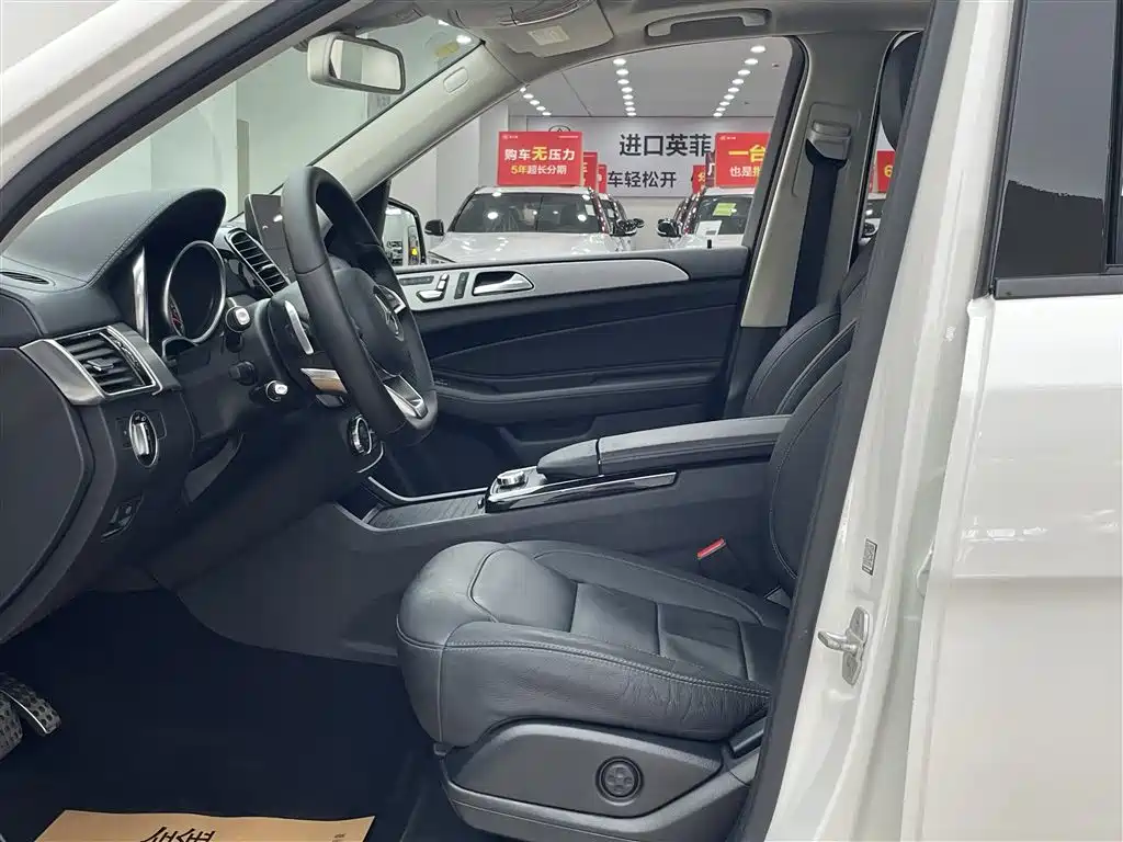 Mercedes-Benz GLE AMG 2018 — фото 14