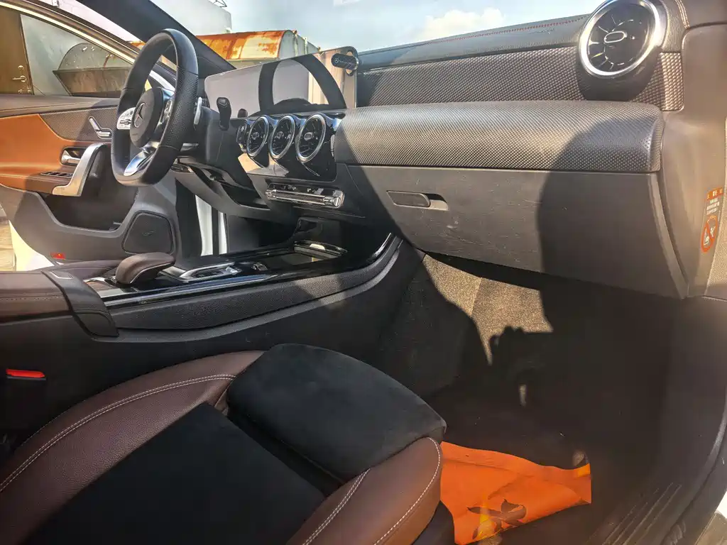 Mercedes-Benz A-Class 2020 — фото 10