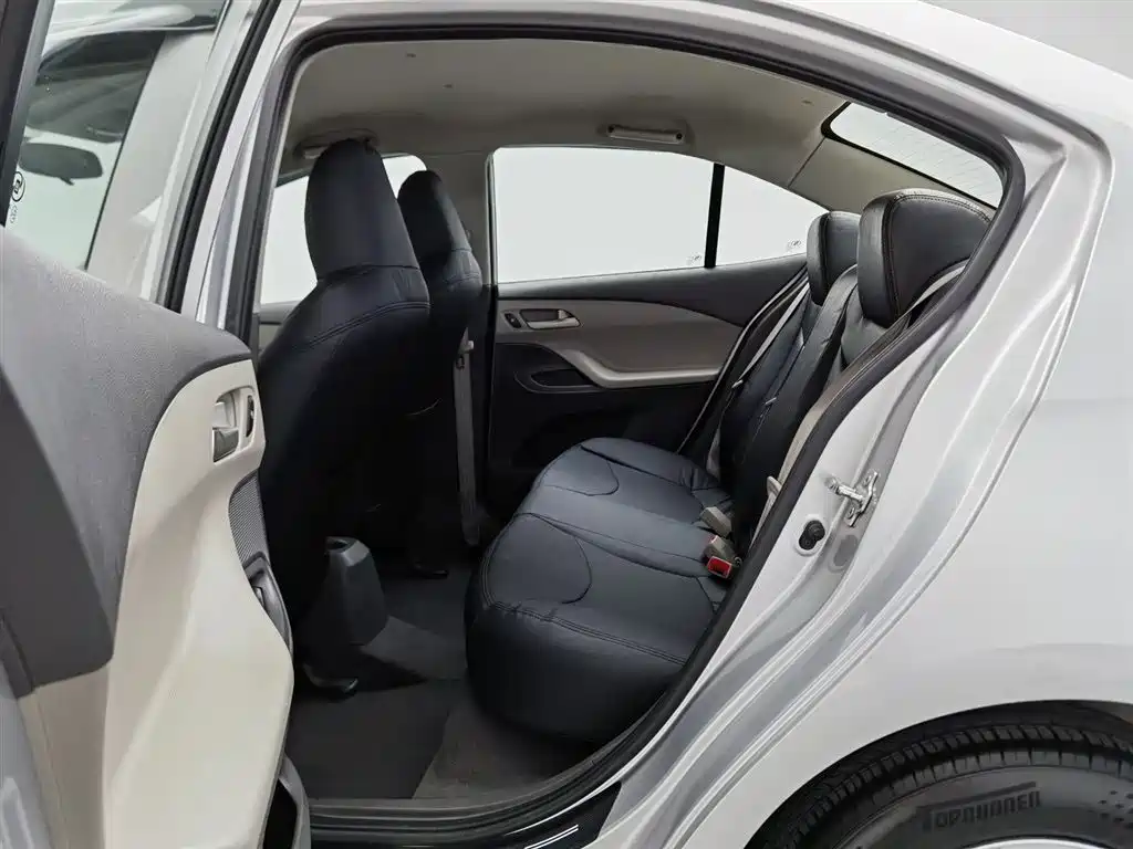 Chevrolet Sail 2015 — фото 15