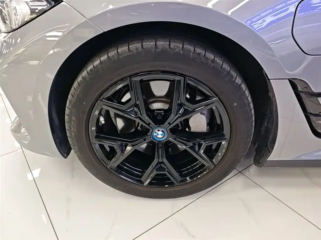 BMW i3 2023 — фото 23