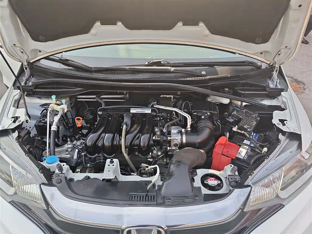 Honda Fit 2018 — фото 20
