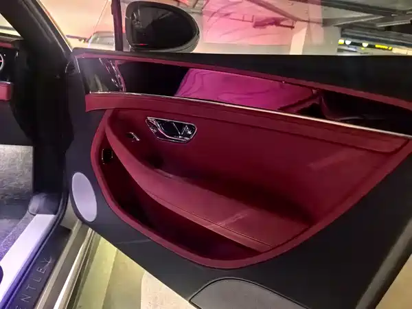 Bentley Continental 2024