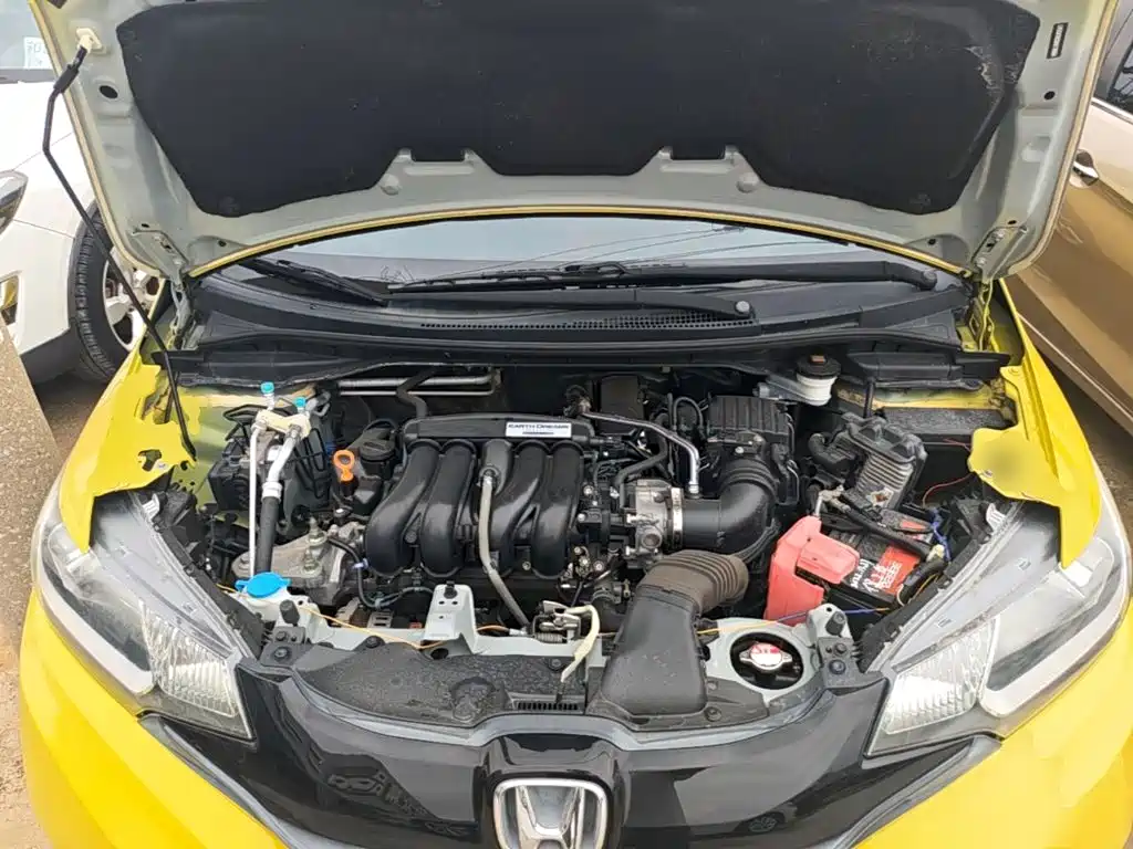 Honda Fit 2017 — фото 20