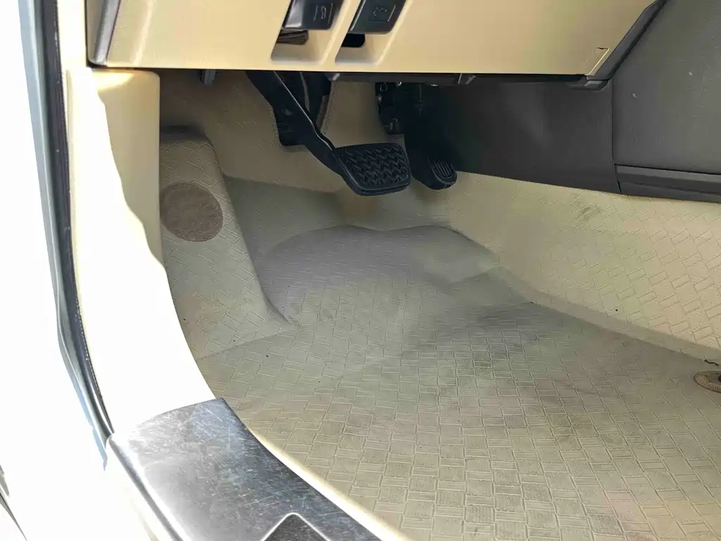 Toyota Prado 2016 — фото 17