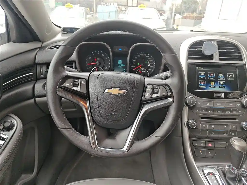 Chevrolet Malibu 2015 — фото 7
