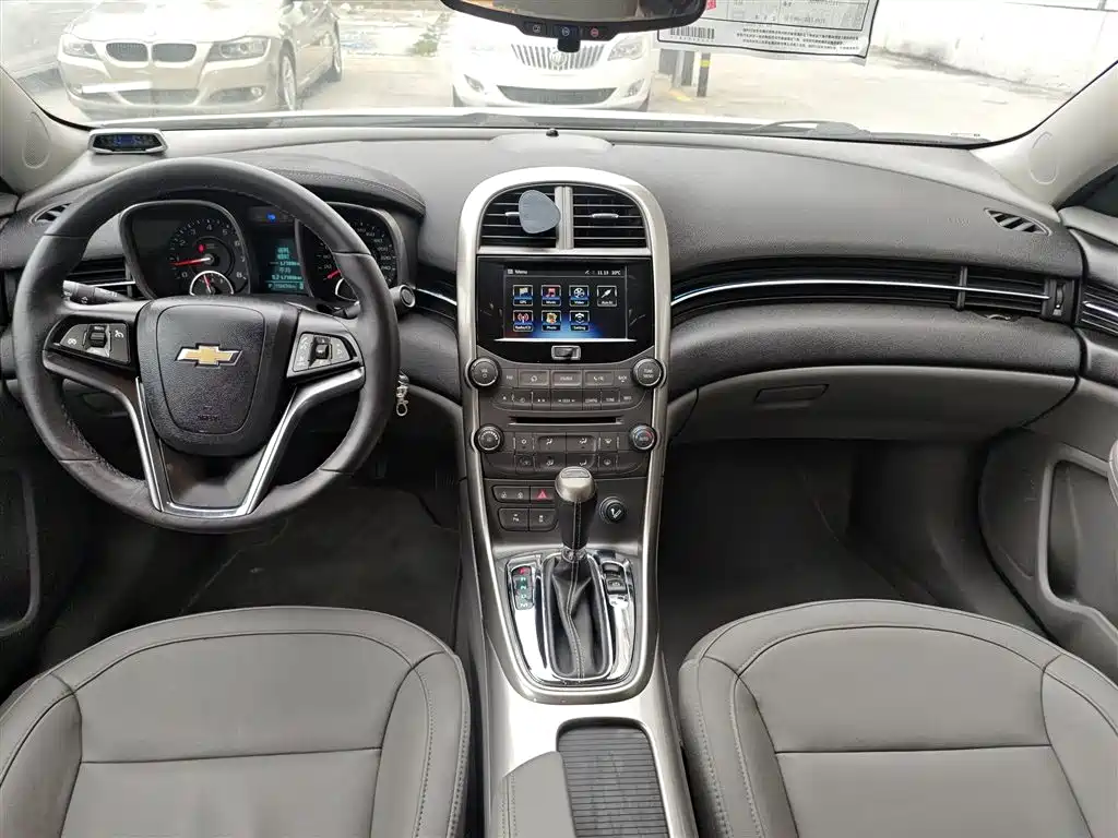 Chevrolet Malibu 2015 — фото 6