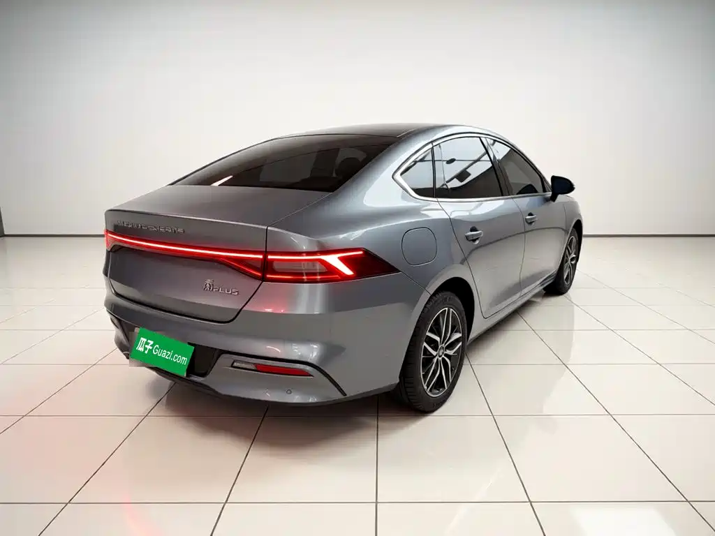 BYD Qin PLUS 2022 — фото 5