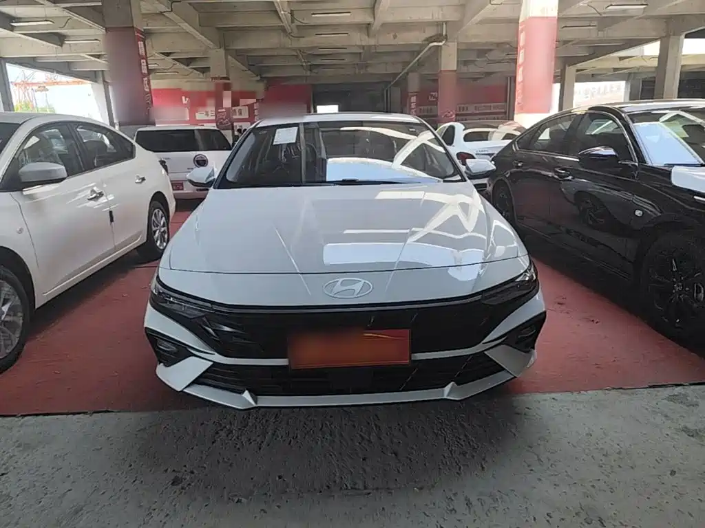 Hyundai Elantra 2026