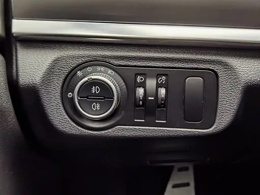 Haval H7 2018 — фото 21