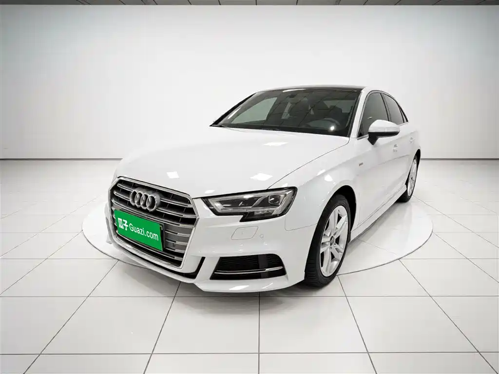 Audi A3 2020 — фото 2
