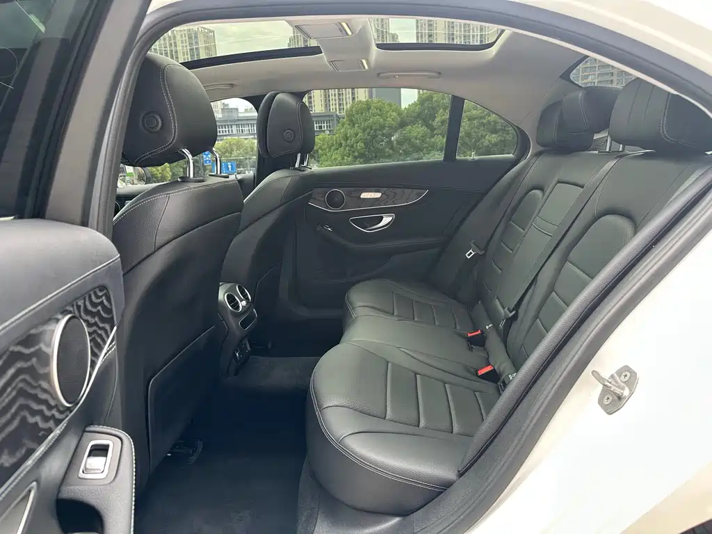 Mercedes-Benz C-Class 2020 — фото 13