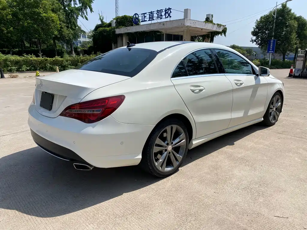 Mercedes-Benz CLA 2016 — фото 19