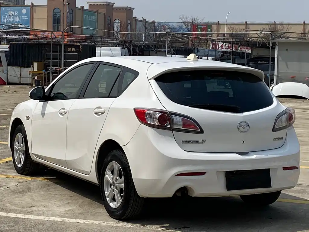 Mazda 3 Xingcheng 2014 — фото 5