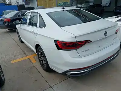 Volkswagen Sagitar 2025