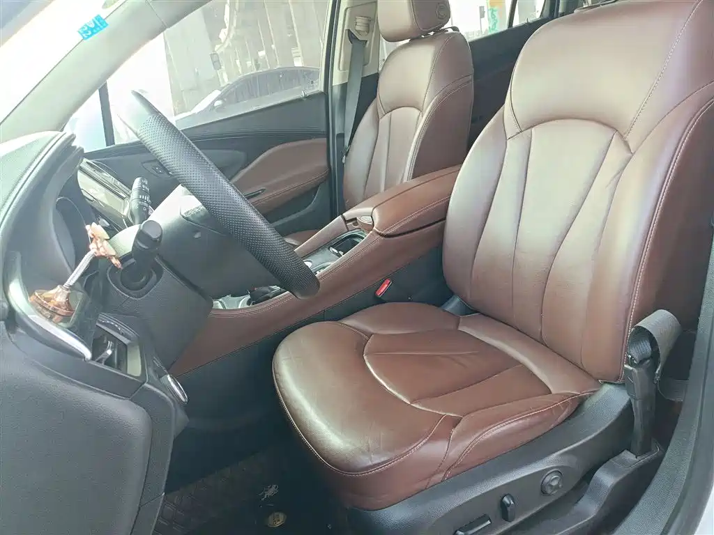 Buick Envision Plus 2018 — фото 11