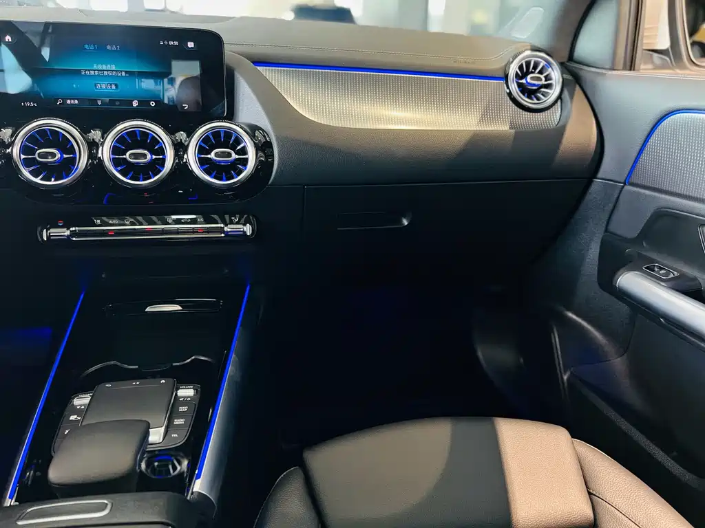 Mercedes-Benz GLA 2021 — фото 13