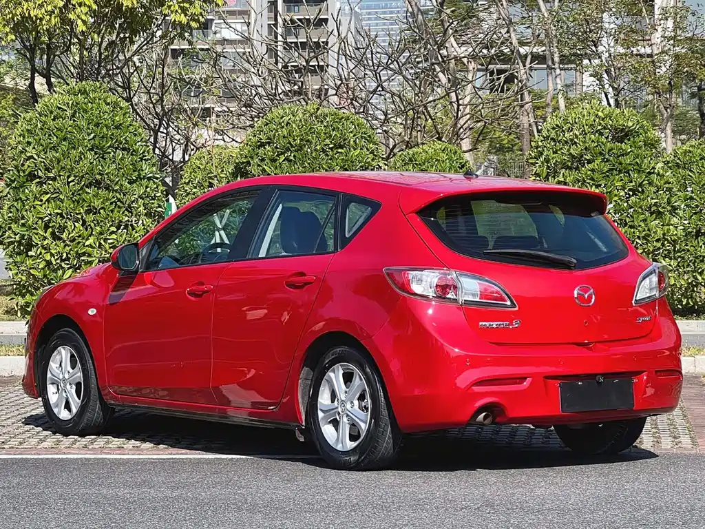 Mazda 3 2010 — фото 17