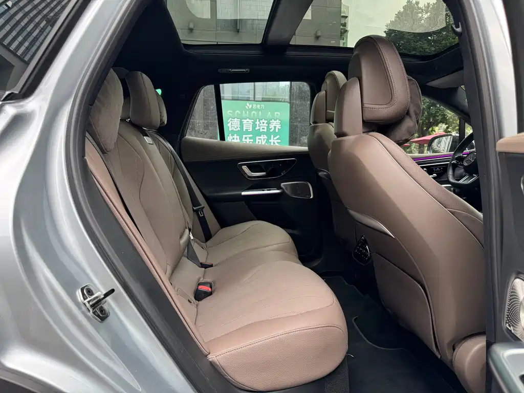 Mercedes-Benz EQE SUV 2025 — фото 16