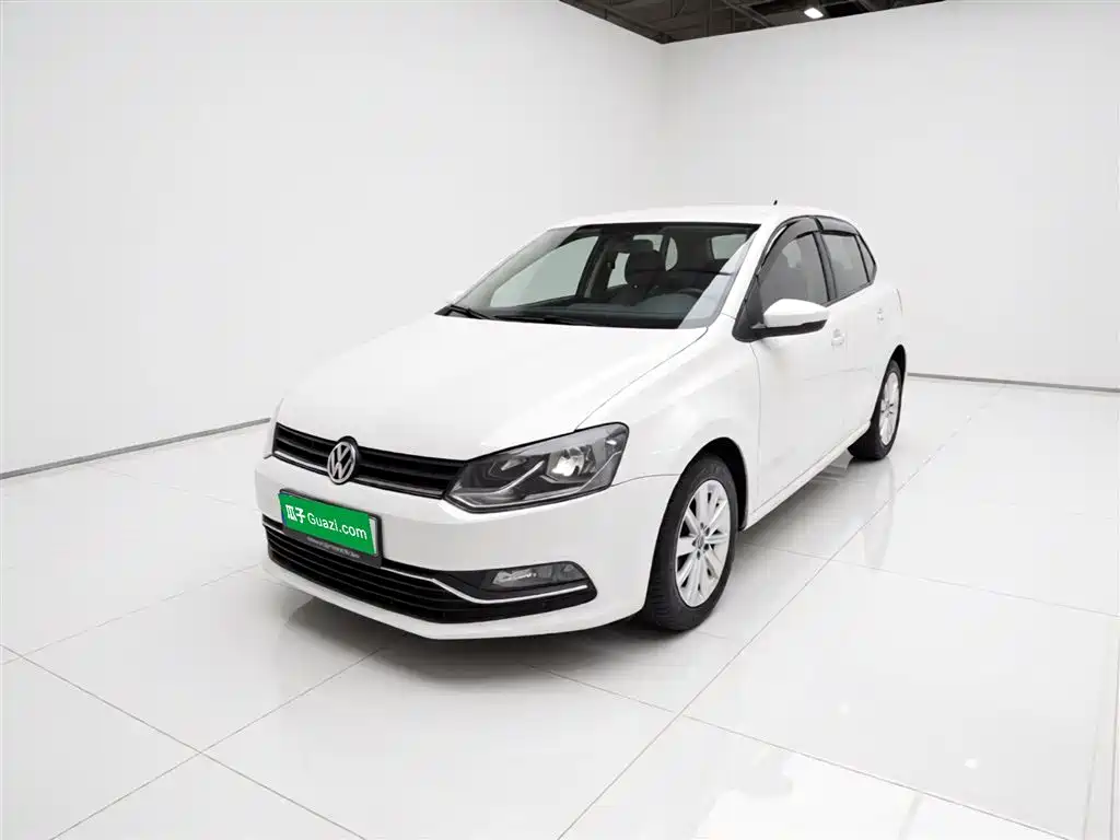 Volkswagen Polo 2015 — фото 2