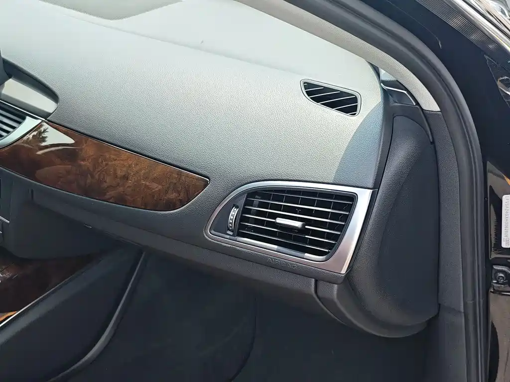 Audi A6L 2017 — фото 21