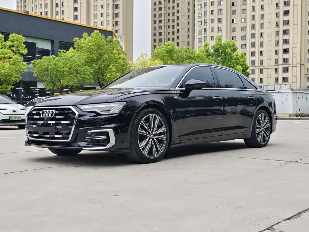 Audi A6L 2021 — фото 1