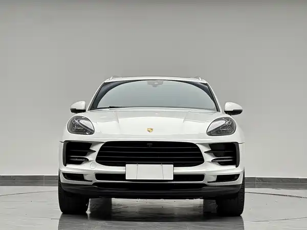 Porsche Macan 2021