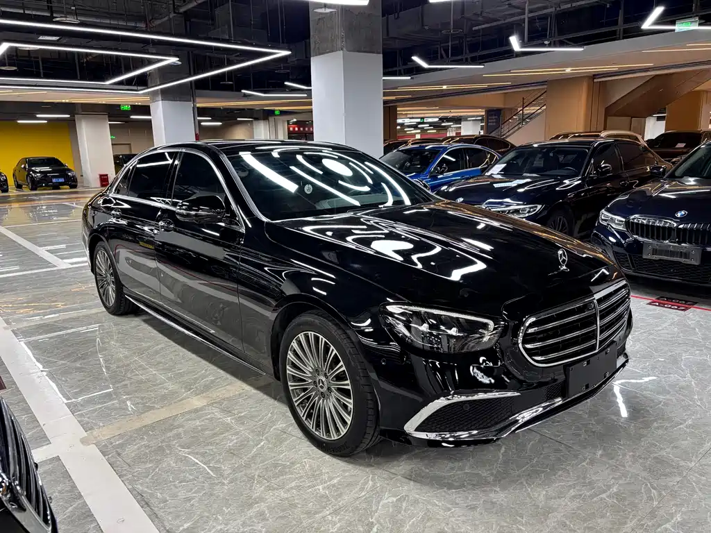 Mercedes-Benz E-Class 2021