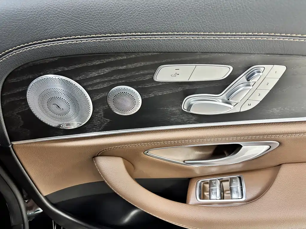Mercedes-Benz E-Class 2021 — фото 10
