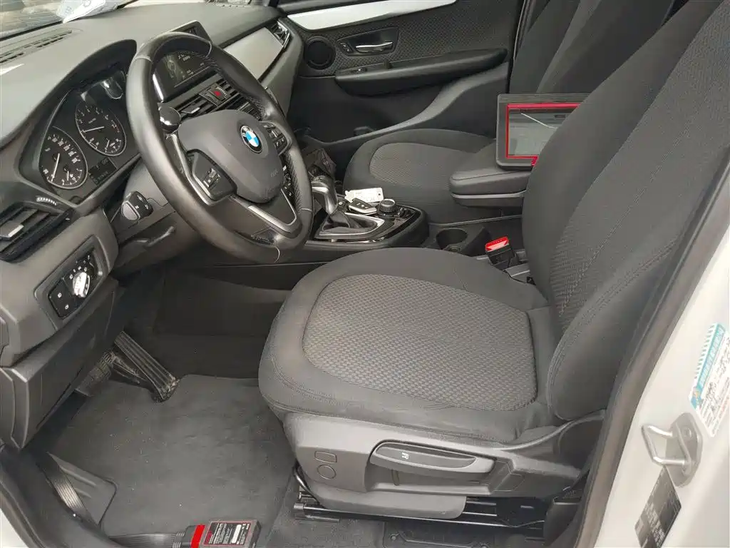 BMW 2 Series Gran Tourer 2016 — фото 9