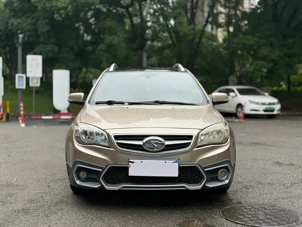Soueast V6 Lingshi 2017