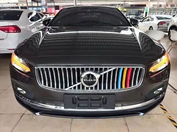 Volvo S90 2021