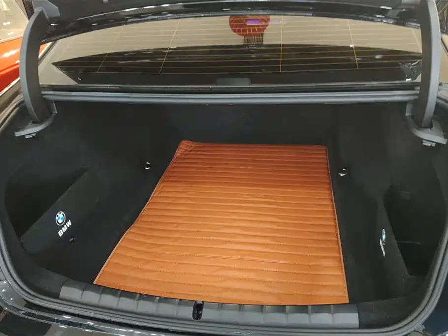 BMW 7 Series 2024