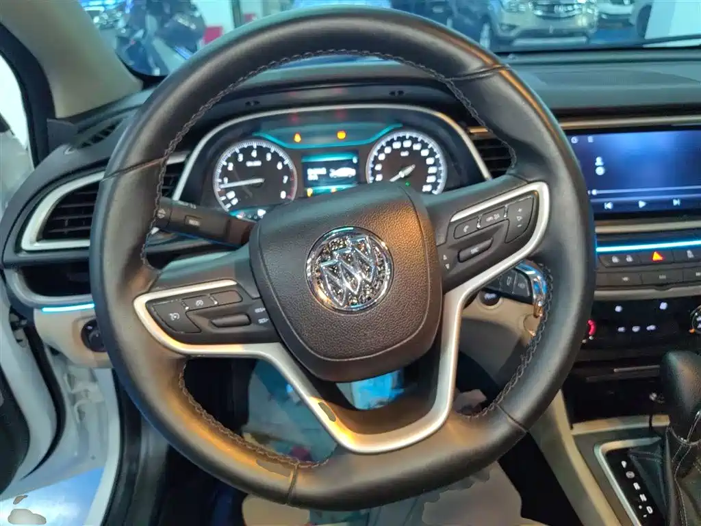 Buick Excelle 2020 — фото 11
