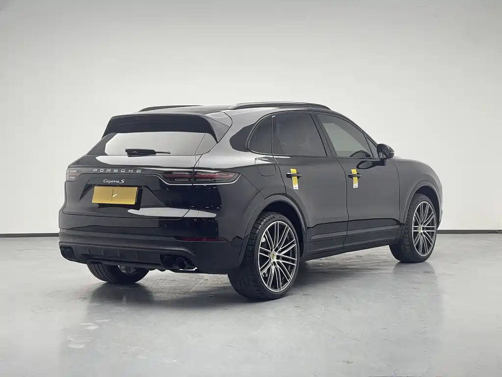 Porsche Cayenne 2019 — фото 5