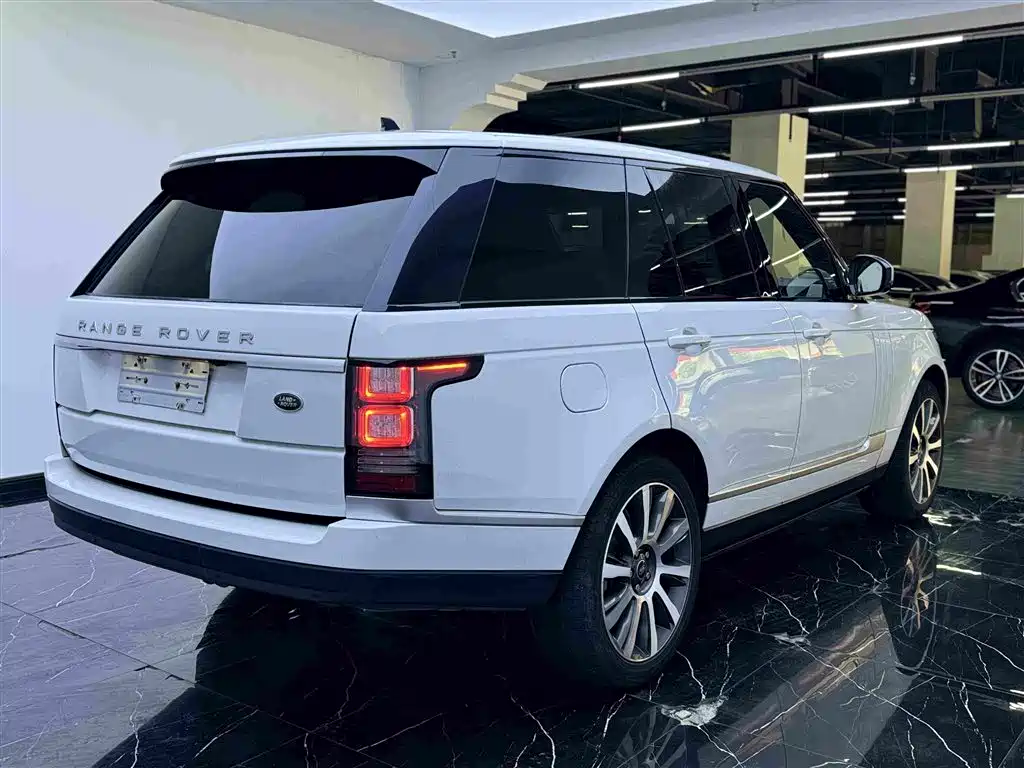 Land Rover Range Rover 2016 — фото 16