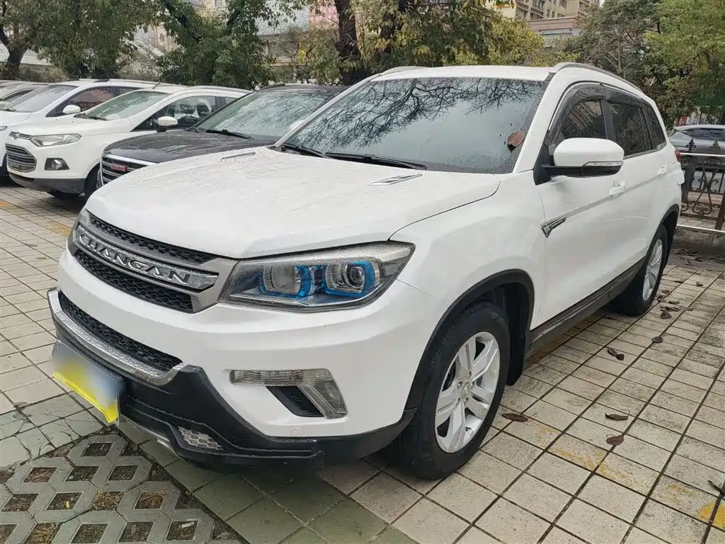 Changan CS75 2017 — фото 1
