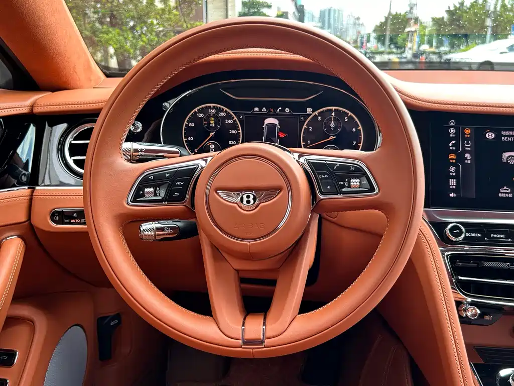 Bentley Flying Spur 2021 — фото 21