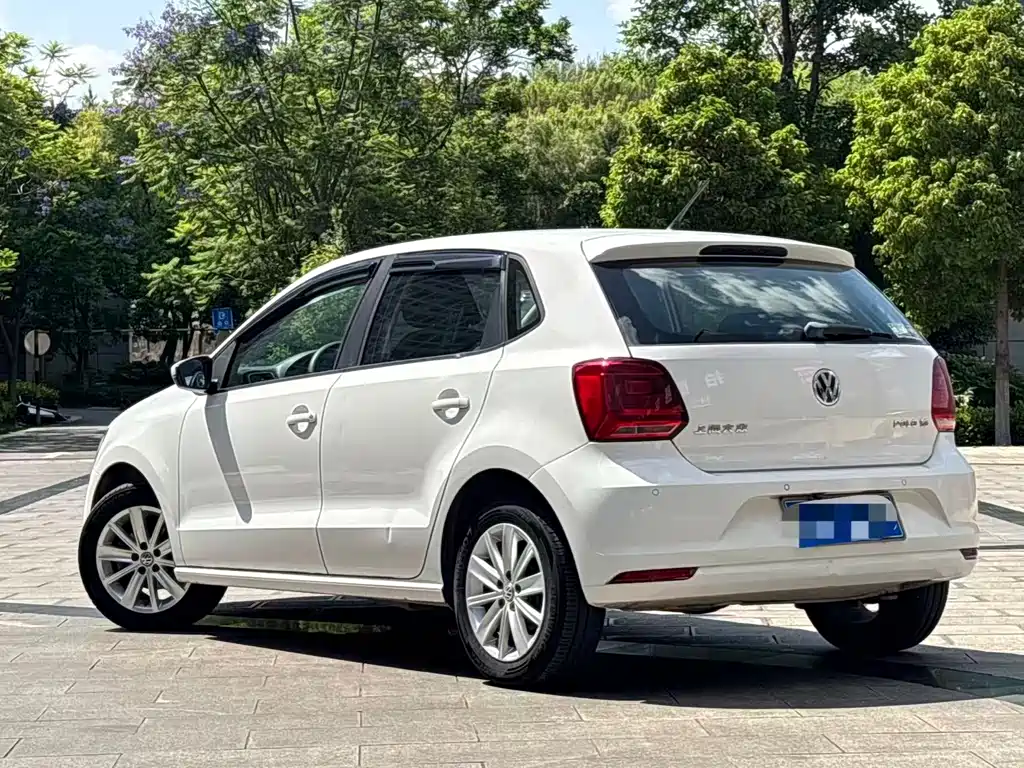 Volkswagen Polo 2014 — фото 4