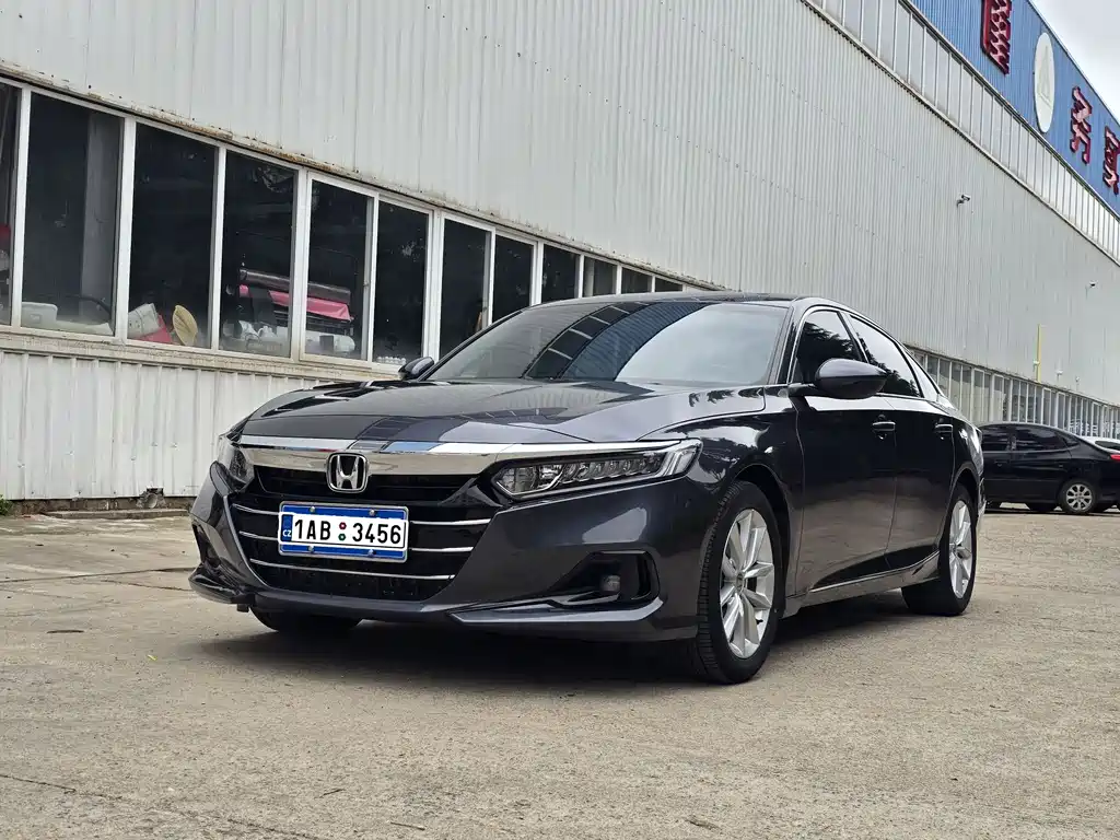 Honda Accord 2022 — фото 1