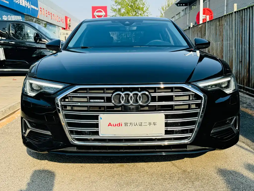 Audi A6L 2022
