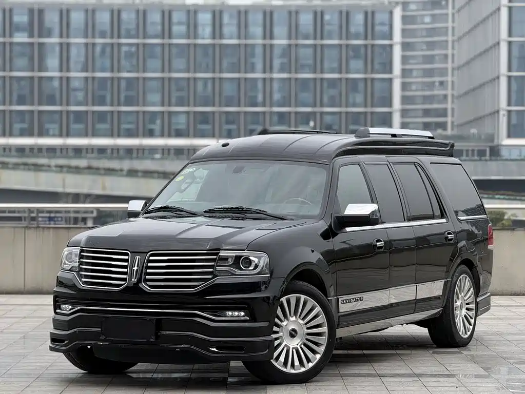 Lincoln Navigator 2017 — фото 1