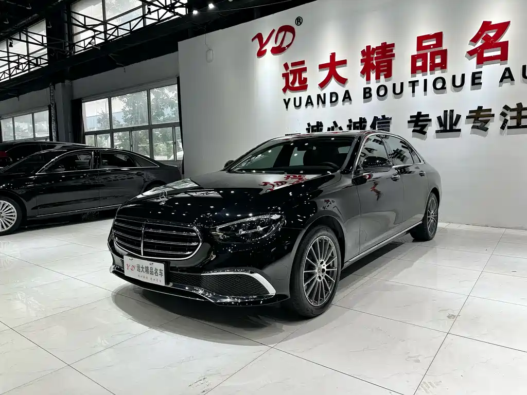Mercedes-Benz E-Class 2021