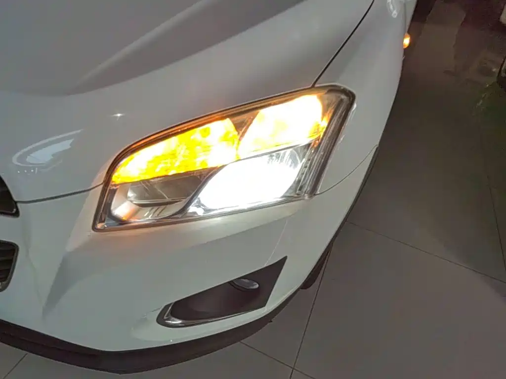 Chevrolet Trax 2014 — фото 24