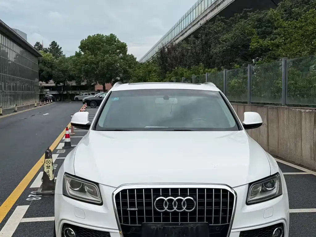 Audi Q5 2015