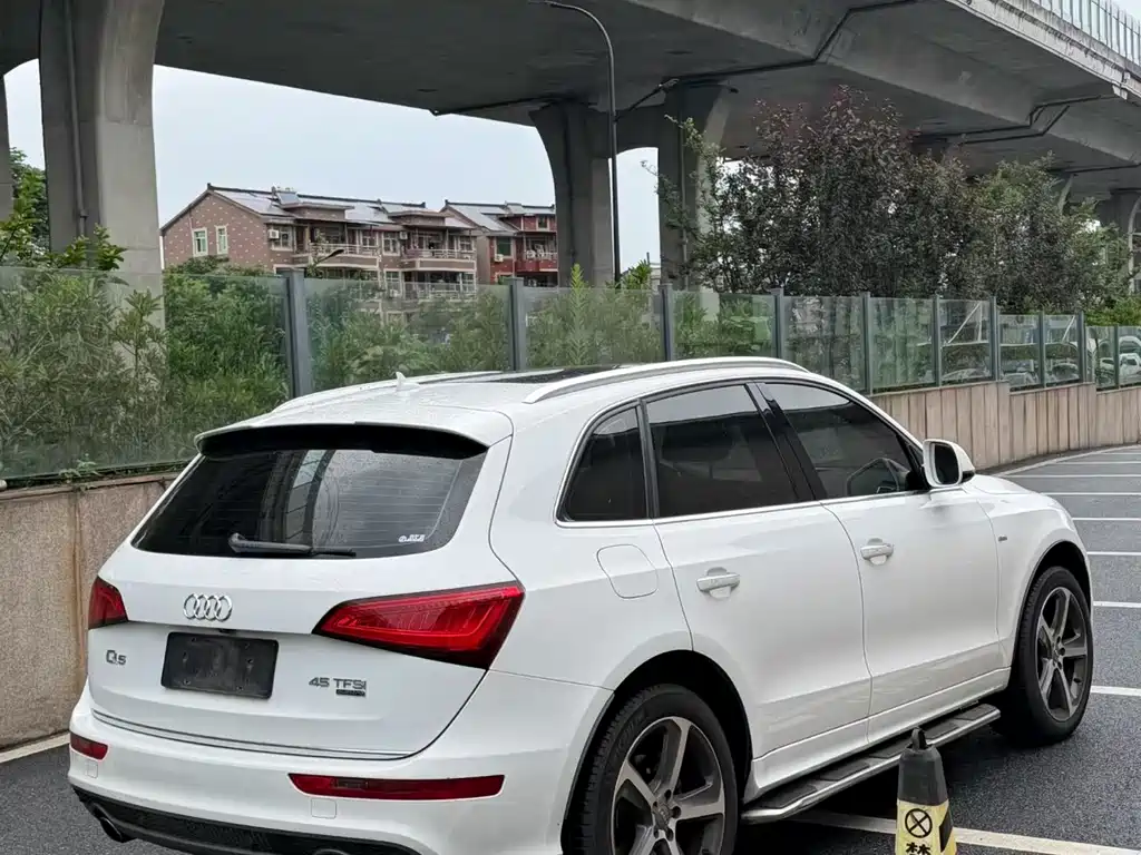 Audi Q5 2015