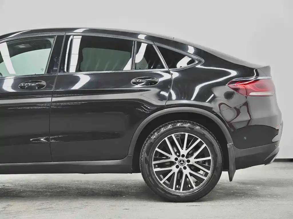 Mercedes-Benz GLC Coupe 2023 — фото 24