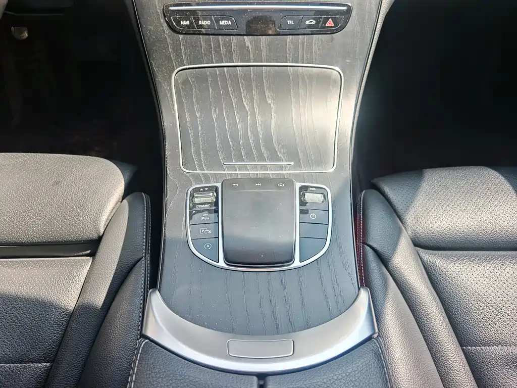 Mercedes-Benz C-Class 2022 — фото 10